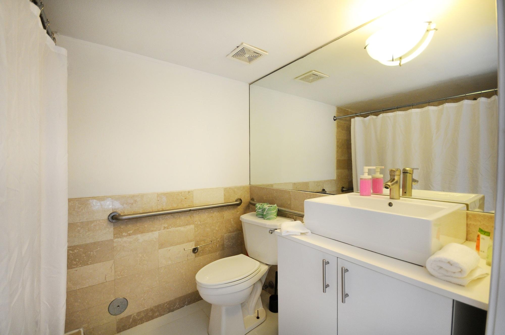 First Street Apartments ميامي بيتش المظهر الخارجي الصورة
