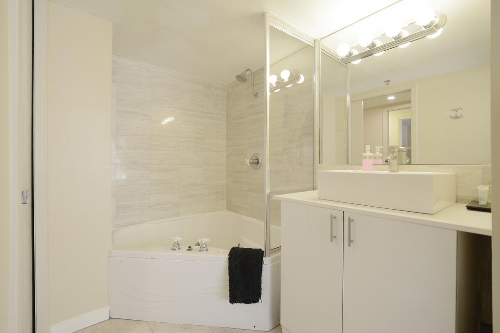 First Street Apartments ميامي بيتش المظهر الخارجي الصورة